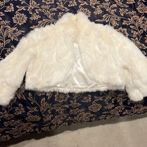 Coat/ Jacket Rabbit fur lined size Large but fits S& M in excellent condition - Picture 5 of 5